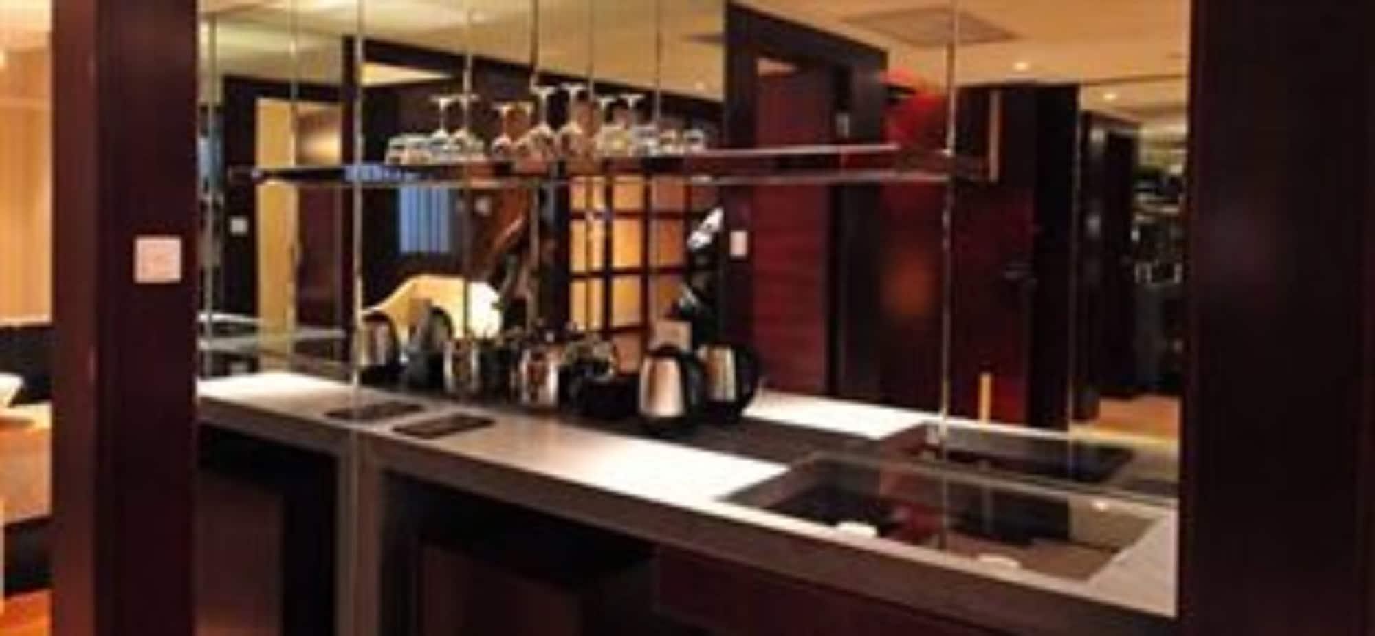 Vision Hotel Пекин Экстерьер фото